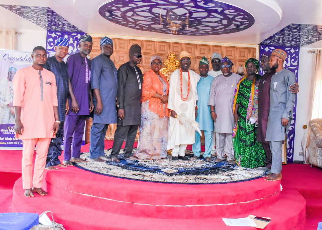 COURTESY VISIT TO THE ELERIN OF ERIN-ILE